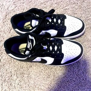 Women’s Nike Panda Dunks